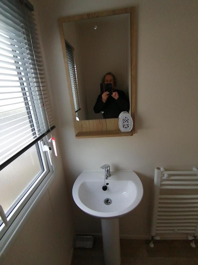 69R Seawick 2 Bedroom Caravan . New For 2022 Saint Osyth エクステリア 写真